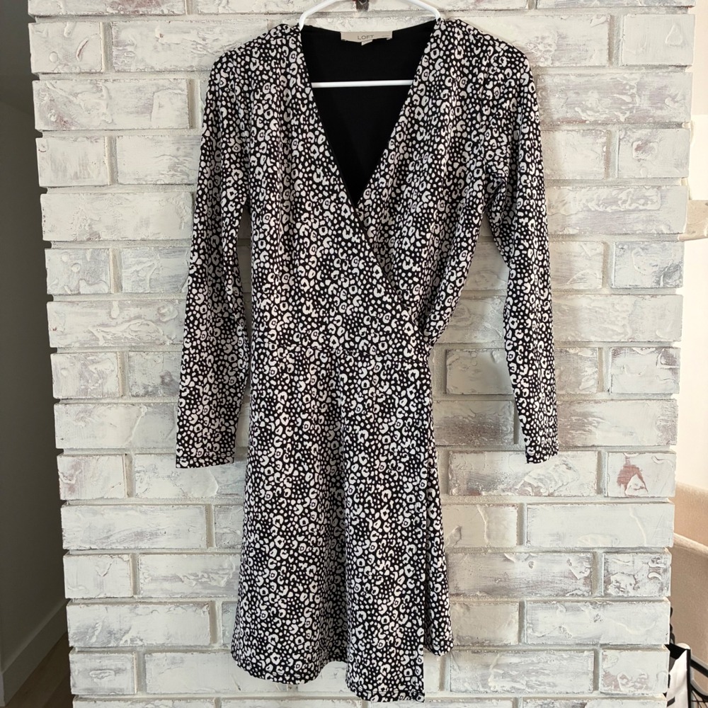 LOFT Petite Wrap Dress Black Ivory Animal Print Long Sleeve Tie Waist 4P
